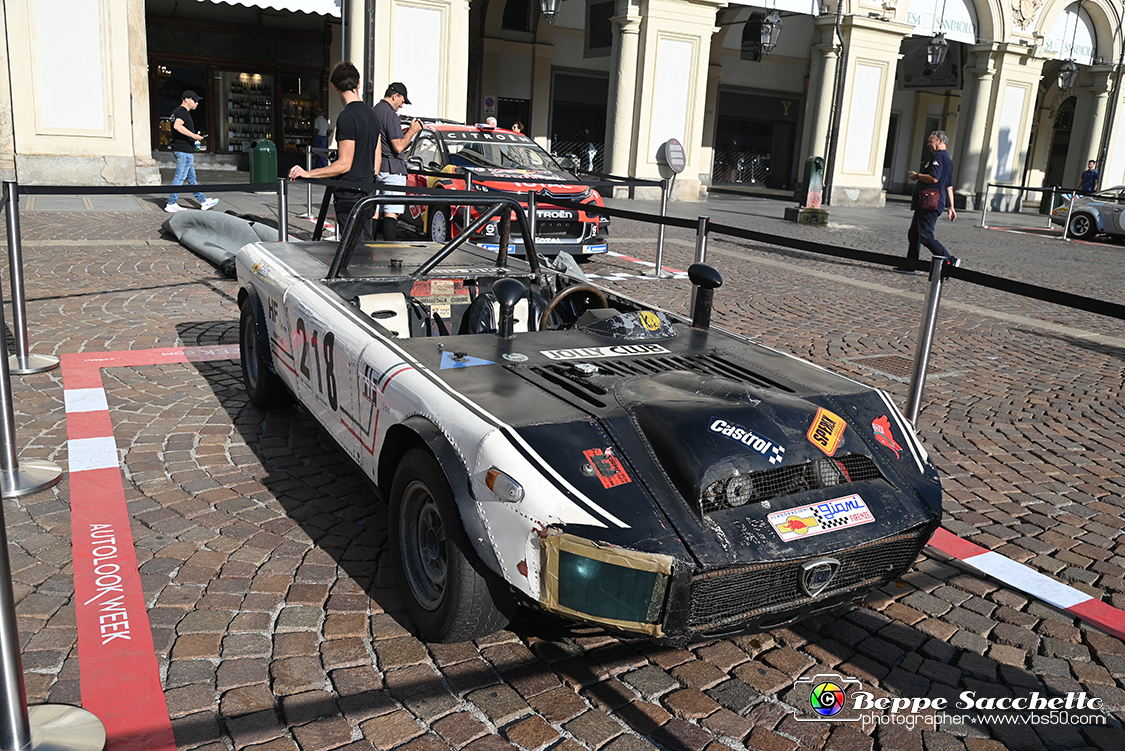 VBS_3938 - Autolook Week - Le auto in Piazza San Carlo.jpg